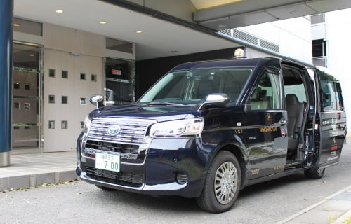 次世代タクシー「JPN TAXI（ジャパンタクシー）」導入開始。